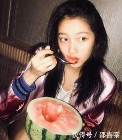 娱乐圈里的人都吃瓜